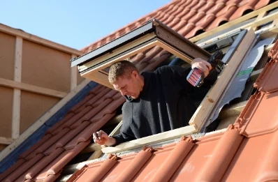 Pose de fenêtres de toit Velux au Grand-Serre